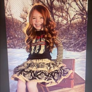 Persnickety home for the holiday skirt and top